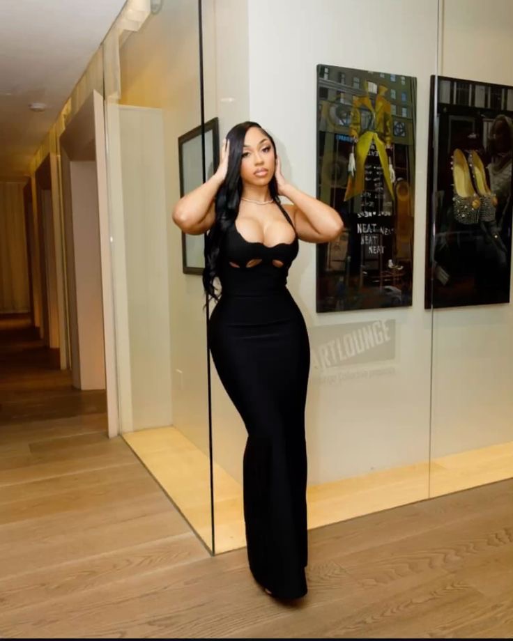 Elegant Long Fitted Bandage Dress — image 4 of 4