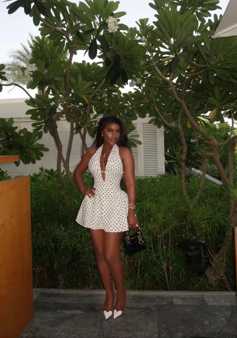 Stylish V-neck Polka Dot Dress — image 5 of 5