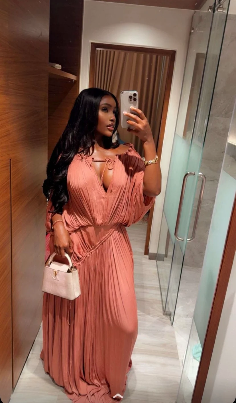 Stylish Pleated Maxi Dress — image 3 of 5
