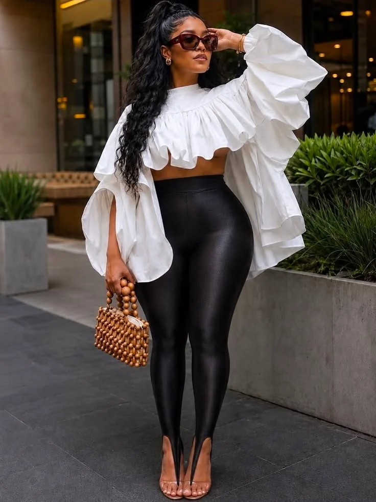 Sleek Seamless Leggings — image 2 of 5