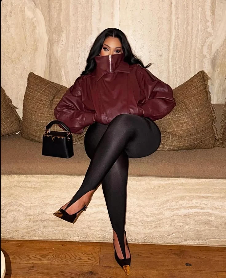 Sleek Seamless Leggings — image 3 of 5